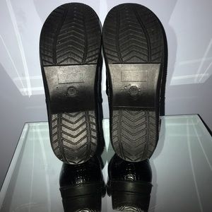 comfort trendz nursing shoes